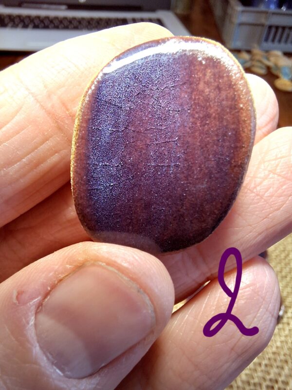 Pierre d'apaisement/ worry stone - Prune – Image 5