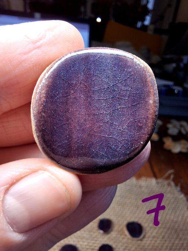 Pierre d'apaisement/ worry stone - Prune – Image 10