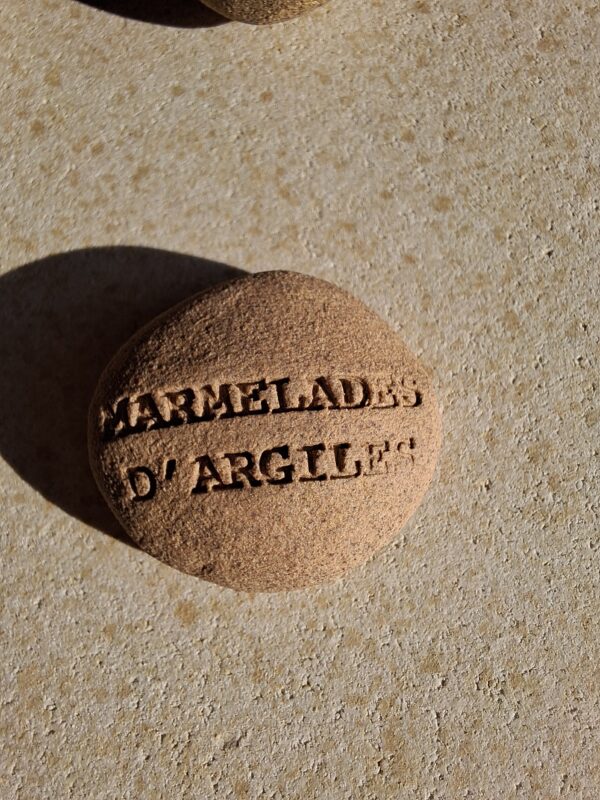 Pierre d'apaisement/ worry stone - Bleu – Image 3