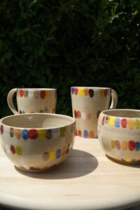 Bols et mugs en grès de Saint Amand
