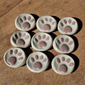 Pierre d’apaisement/ worry stone – Patoune en relief
