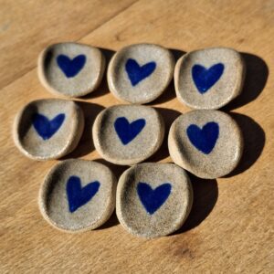Pierre d’apaisement/ worry stone – Cœur bleu