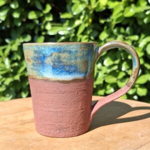 Mug en grès de Moutiers en Puisaye