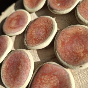 Pierre d’apaisement/ worry stone – EMAIL ROSE